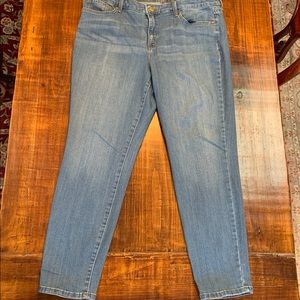 New Directions light wash Skinny Jeans, size 16 Regular